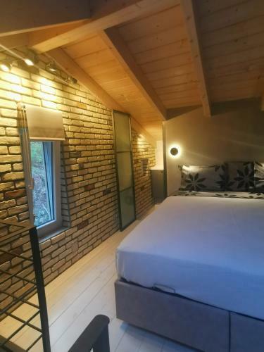 Anna's Cottage House