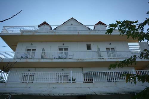Hostal Fiore Rooms