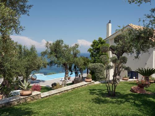 Golden July Luxury Villa
