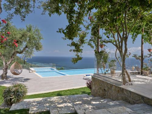 Golden July Luxury Villa