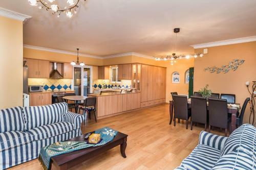 Apartamento Aiolia North Villa
