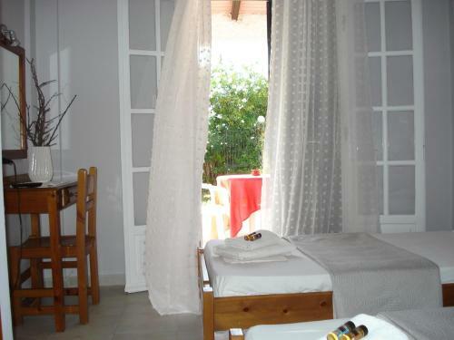 Su Casa Apartments