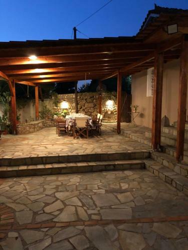 Petrochori Beach House