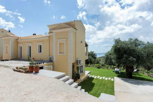 Villa Terra Rossa - Between The Coast And The Mountain