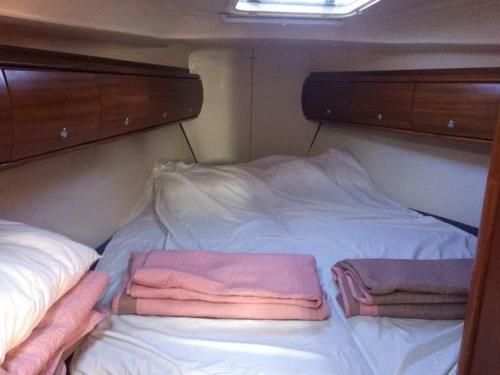 Ifestos Yachting Traveler