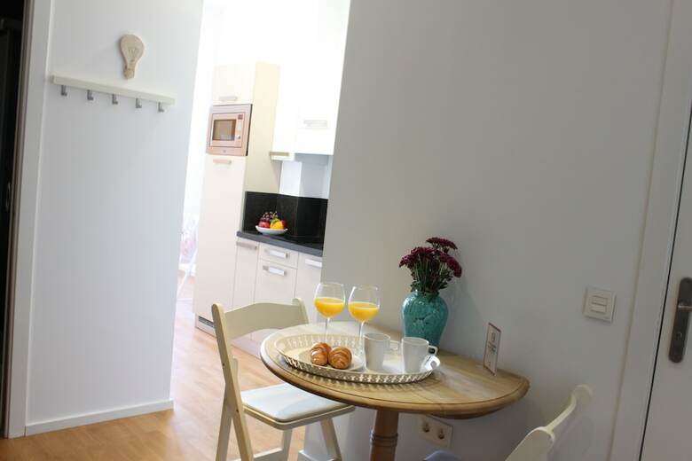 Life Apartments Calder�n