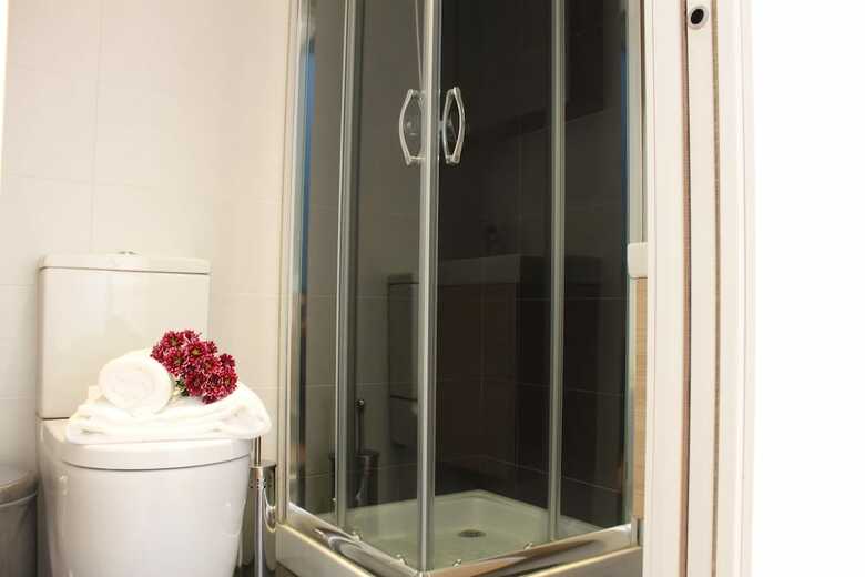 Life Apartments Calder�n