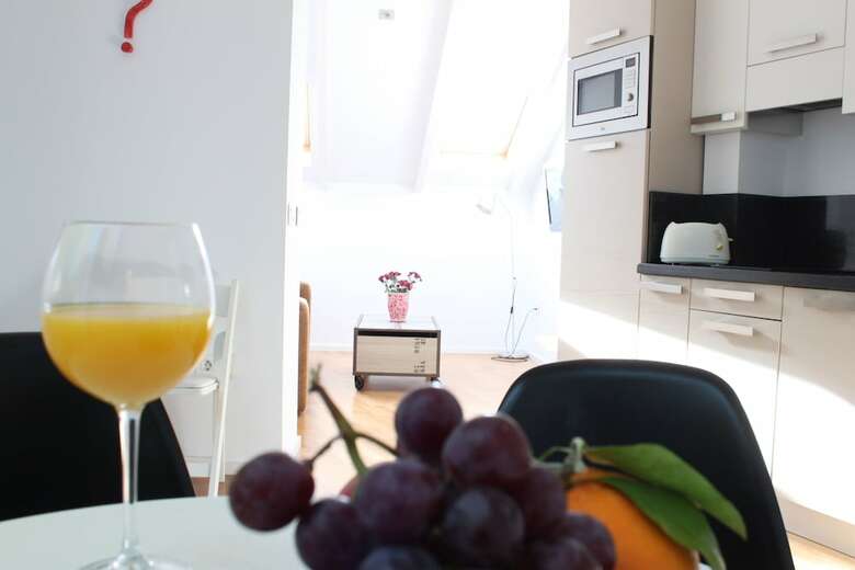 Life Apartments Calder�n