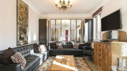 Apartamentos Arag� 345