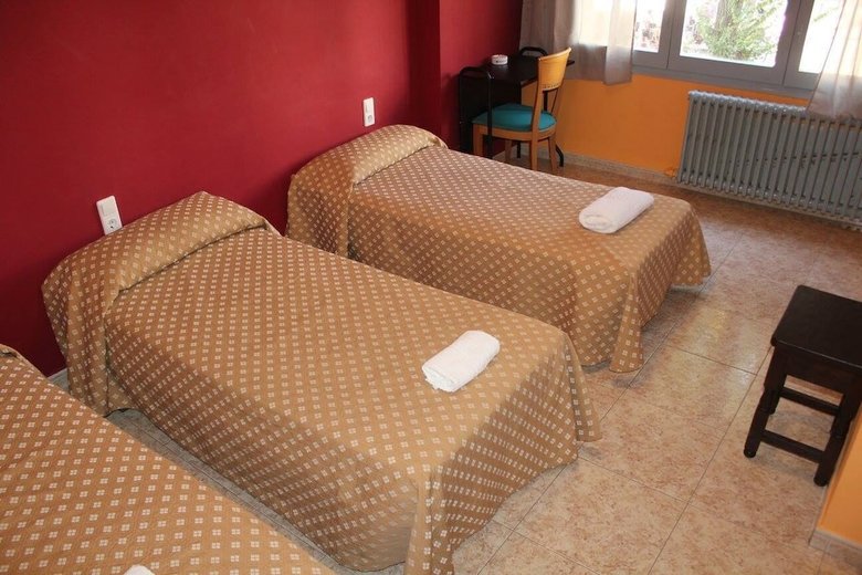 Hostal Isla Cristina Mataro