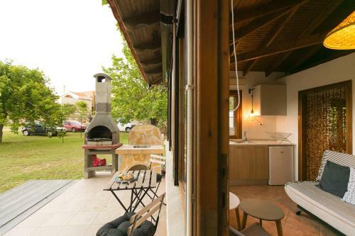 #flh - Barefoot Beachfront Bungalows