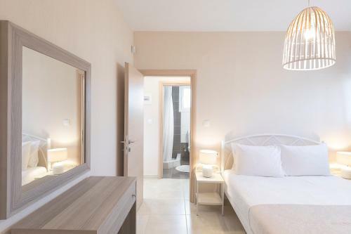 #flh-palm Tree Apartments