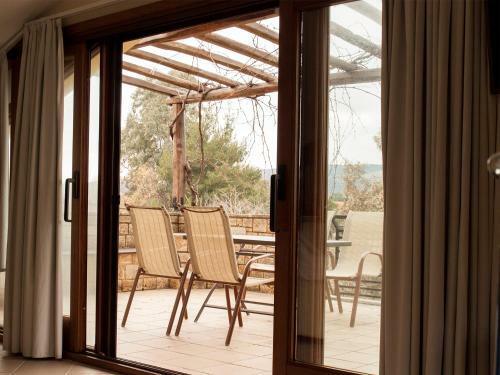 #flh - Villa Achilles, Trani Ammouda Beach