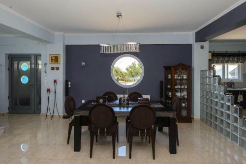 Santova Hill Apartments