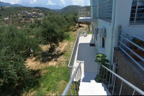 Villa Santova Hill Mansion