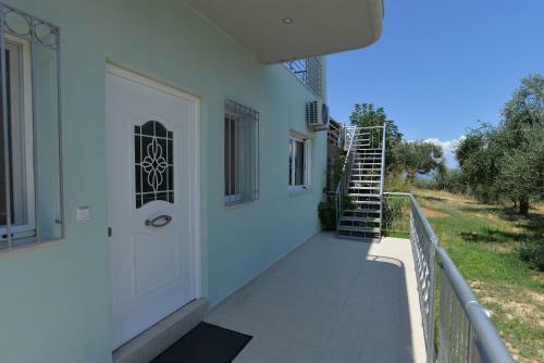 Villa Santova Hill Mansion