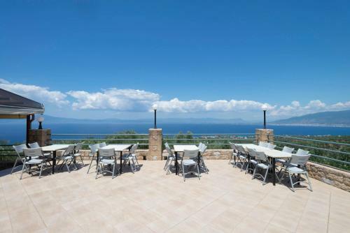 Villa Santova Hill Mansion