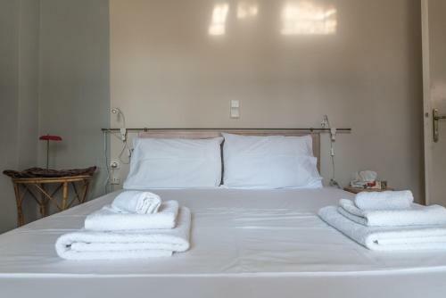 Comfy Kourouta Apartment & Suite