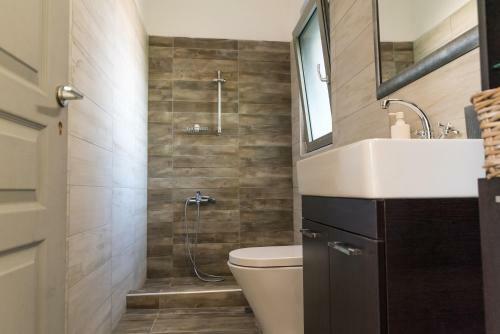 Comfy Kourouta Apartment & Suite