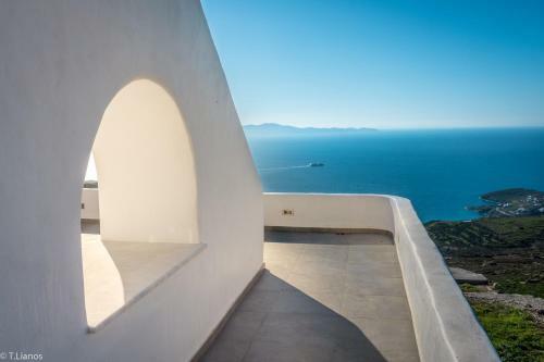 Villa Alos Residence