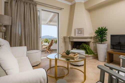 Villa Aithra Country House