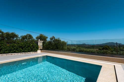 Villa Aithra Country House