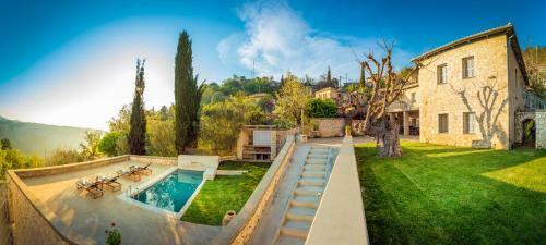 Siora Tanto Rustic Villa