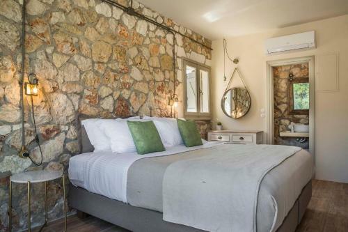 Ploes Luxury Cottages