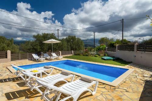 Sole Mare Villa Lakithra