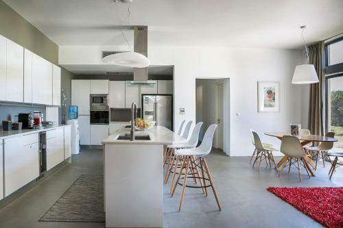Villa Katrin Walking Distance To Beach