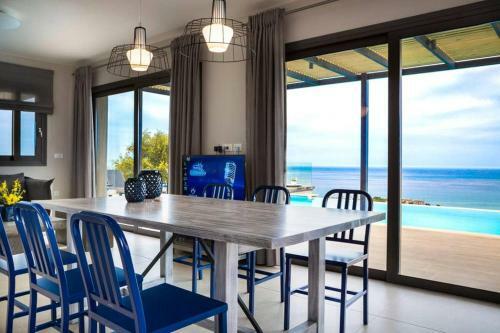 New Villa Blue With Private Pool At Trapezaki