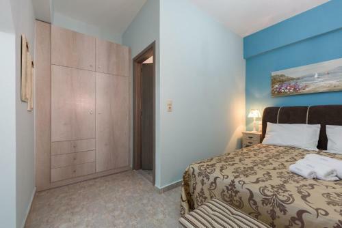 Spyros Apartments With Pool