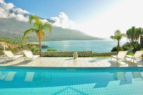 Seaspray Villa Kefaloniaprivatevillas