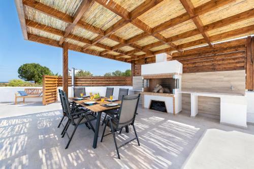 Ritas Gennadi Villa