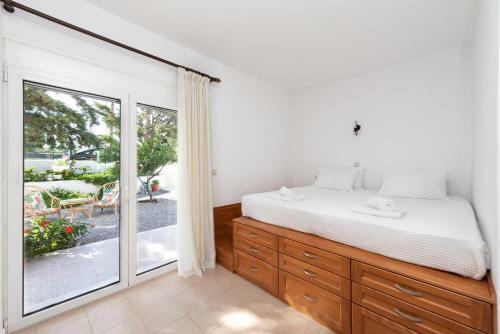 Ritas Gennadi Villa