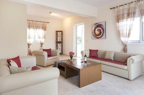 White Pearl Villa Gennadi