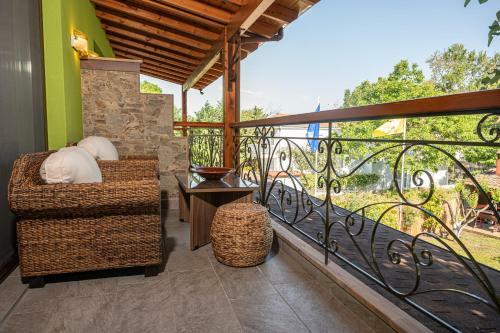 Apartamento Simi Luxury Suites