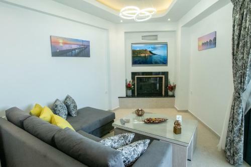Agroturismo Elmaky Luxury Apartments