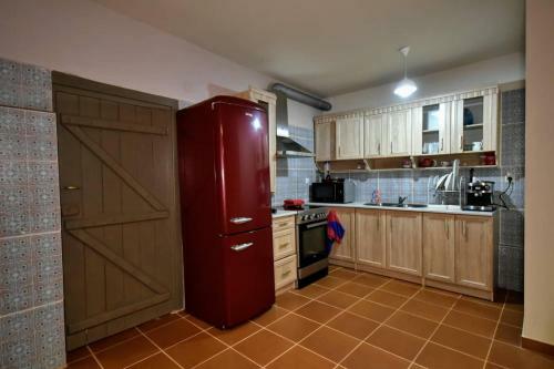 Stone Villa Inside Sea- Kids'land
