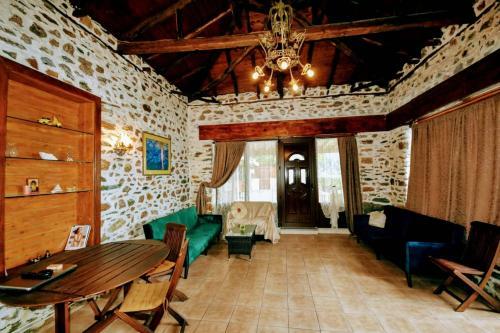 Stone Villa Inside Sea- Kids'land