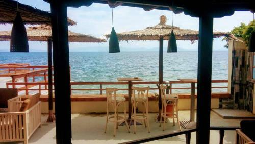 Stone Villa Inside Sea- Kids'land