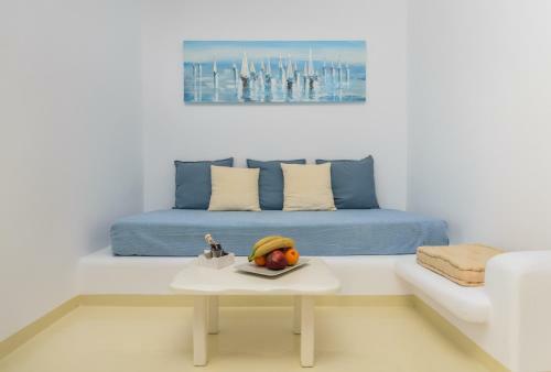 Aigeis-milos Suites