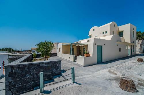 New Villa Katerina - 3 Villas & 3 Private Jacuzzi