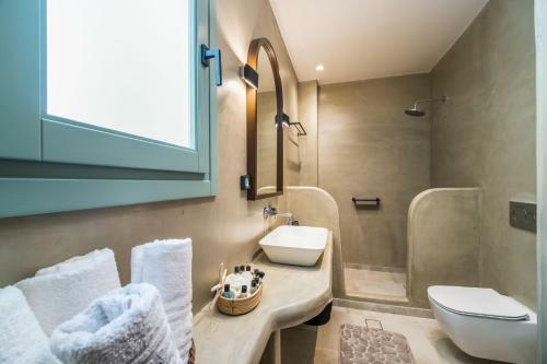 New Villa Katerina - 3 Villas & 3 Private Jacuzzi