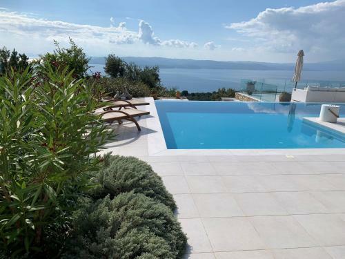 Villa Salina Luxury Pool Villa