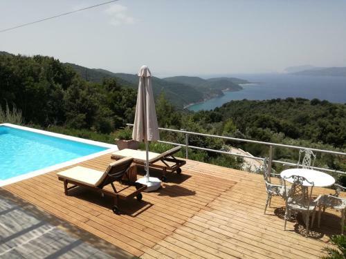 Luxury Villa In Kechria
