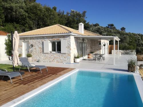 Luxury Villa In Kechria 2