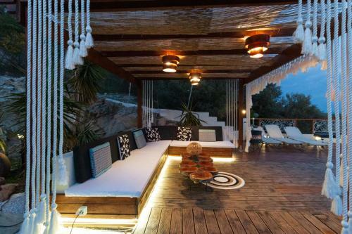 Eva's Luxury Villa