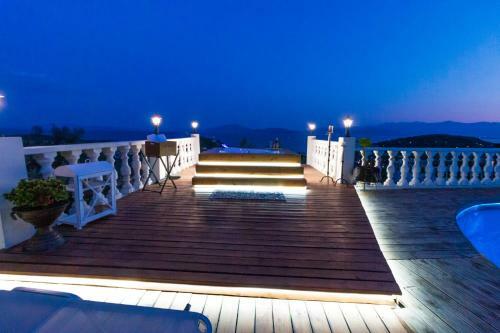 Eva's Luxury Villa