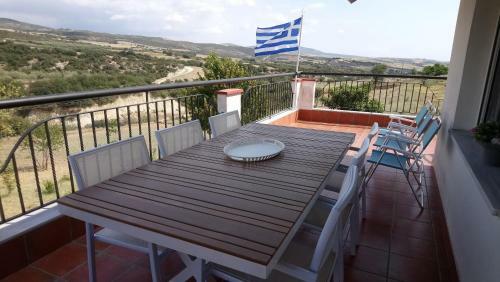Stylish Villa In Salonica's Nature
